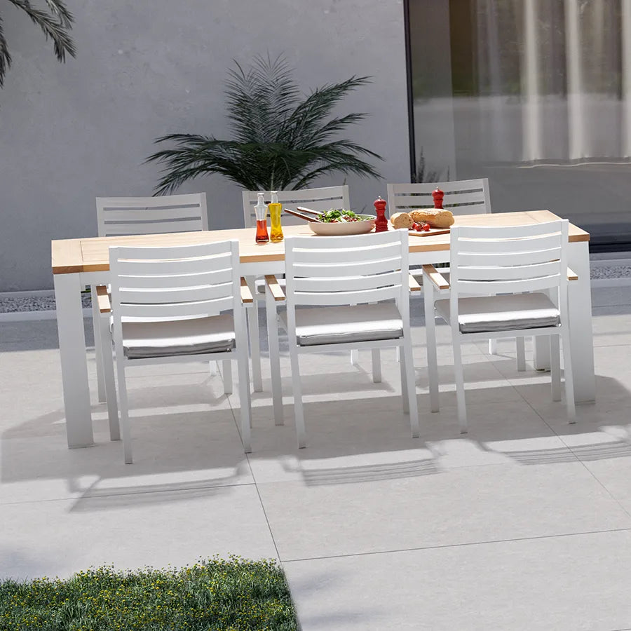 Featured Dining Sets