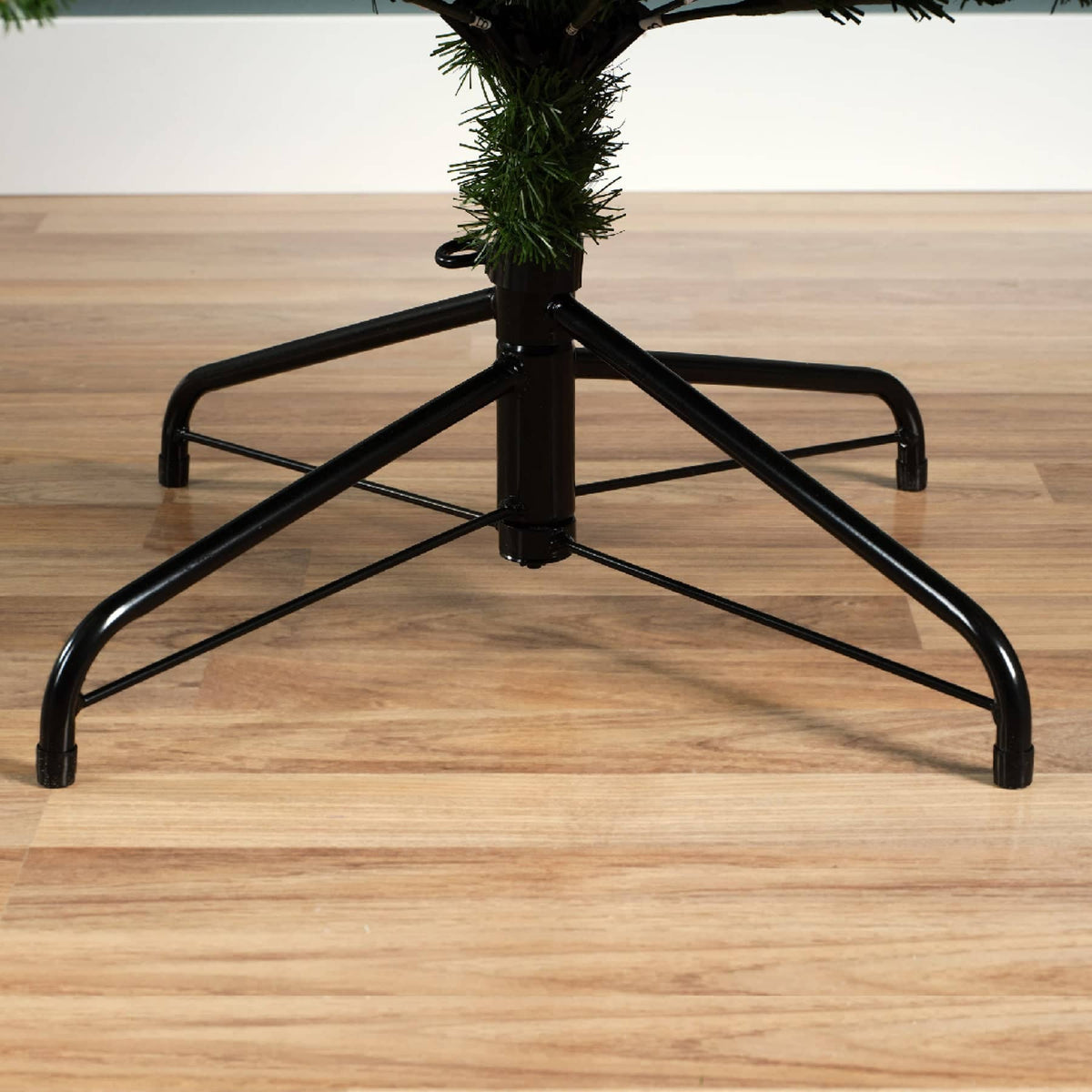 Everlands Killington Fir Christmas Tree 240cm / 8ft