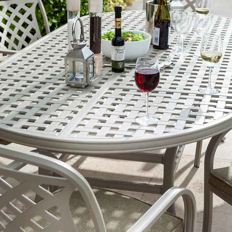 Hartman Berkeley 6 Seat Oval Outdoor Dining Set in Maize with Parasol