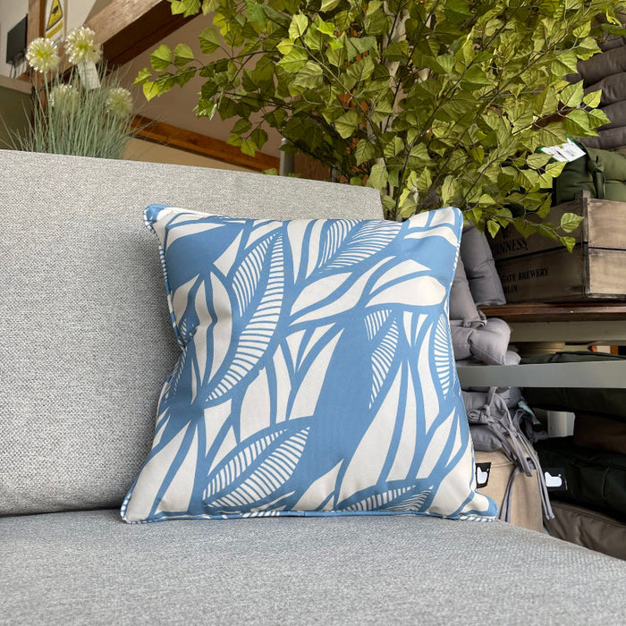 Extreme Lounging B-Cushion Poplar Leaf - Butter Yellow 7 Sea Blue (43x43cm)