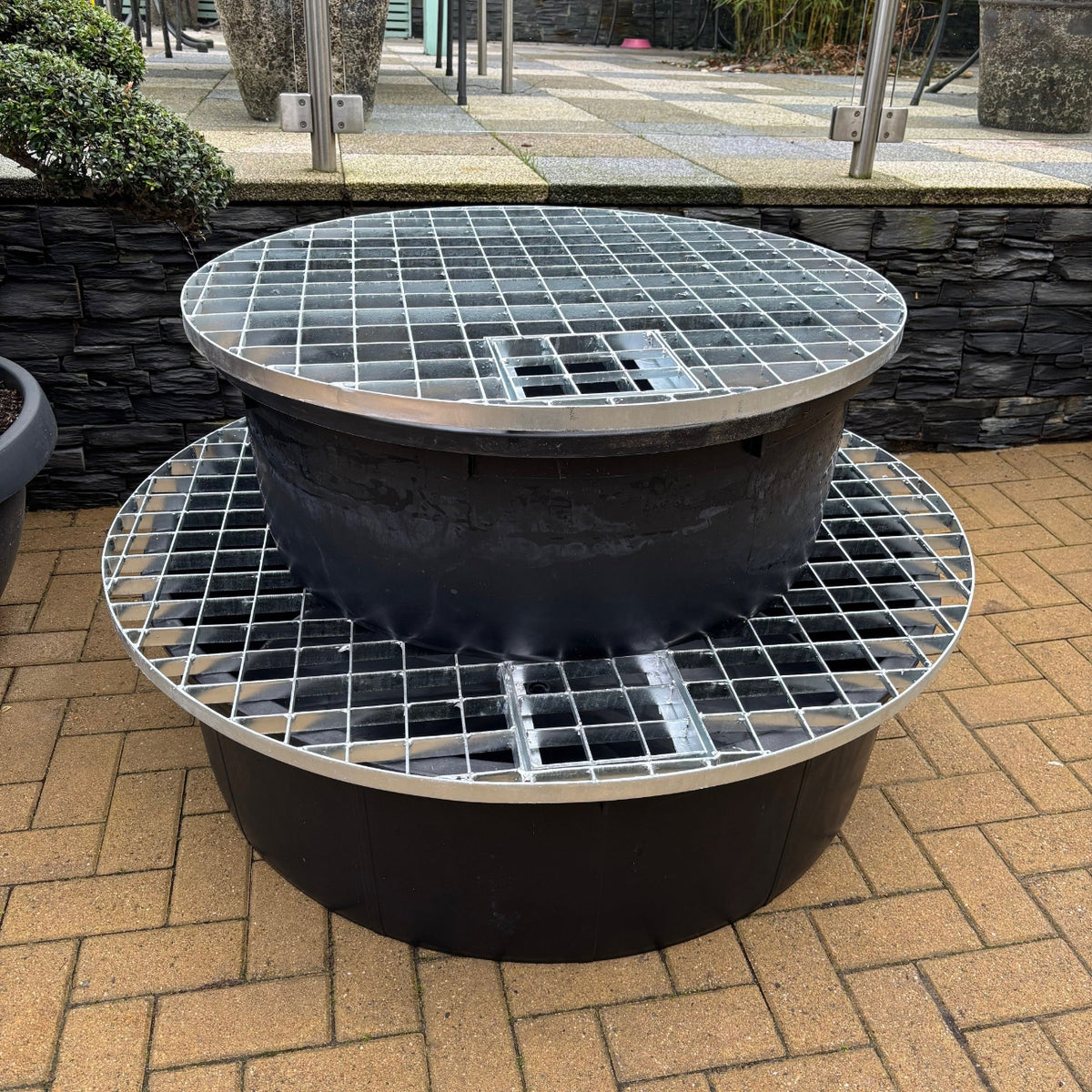 Heavy Duty Galvanised Steel Round Grids for Water Feature 90cm & 120cm