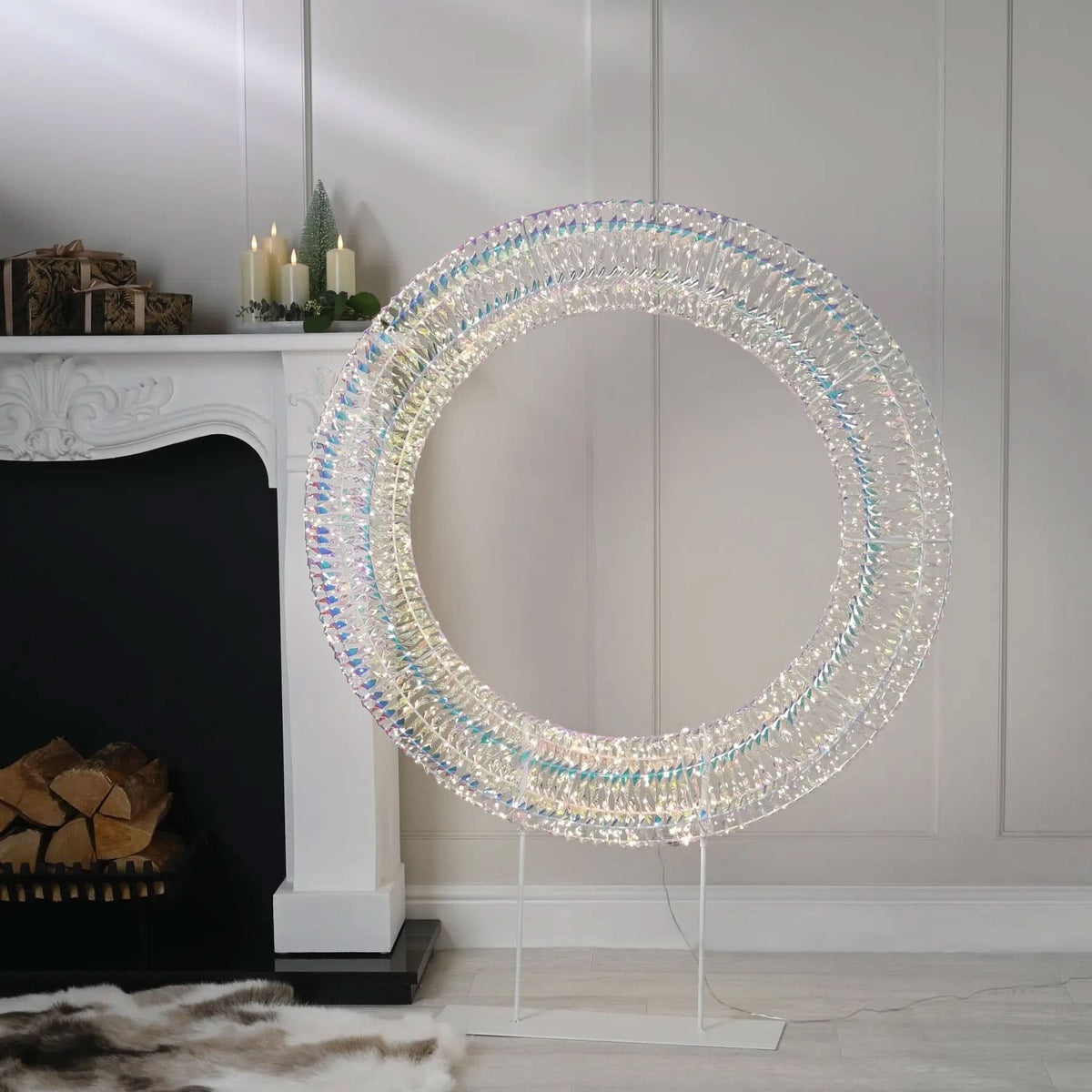 125cm Lit Iridescent Display Wreath with base (ex-diaplay)