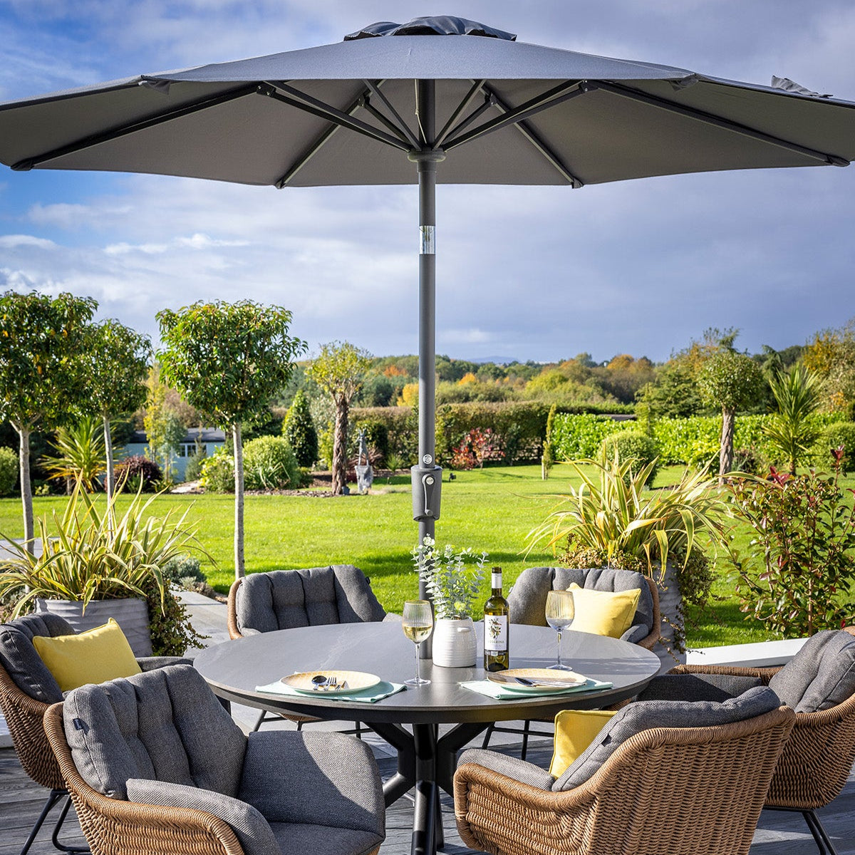 Hartman Rayo 6 Seat Round Dining Set (ex-display)