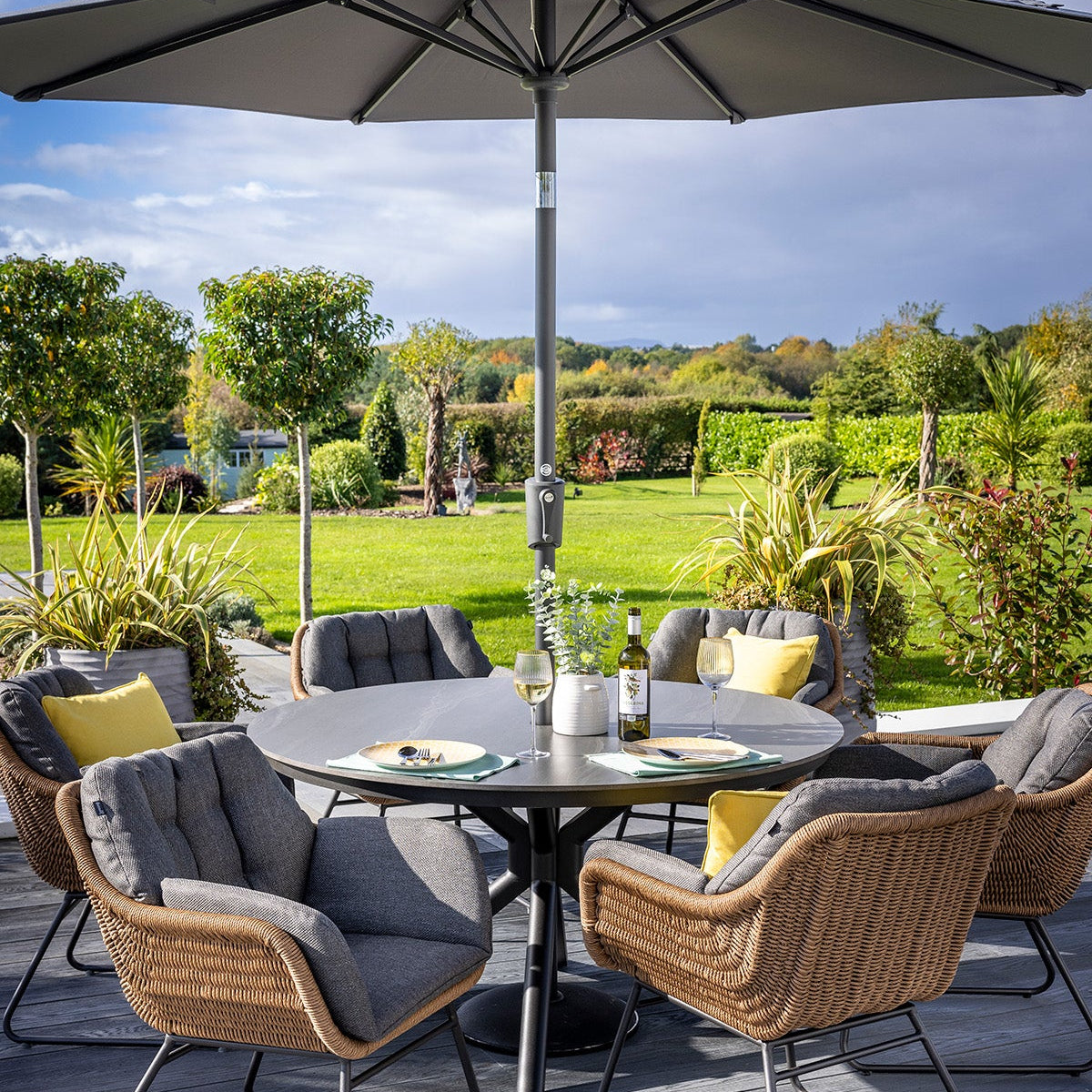 Hartman Rayo 6 Seat Round Dining Set (ex-display)