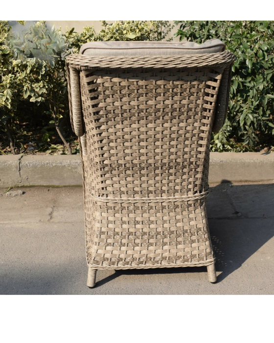 Hampton - 6 Seat Set with 135cm Round Table