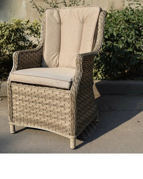 Hampton - 6 Seat Set with 135cm Round Table