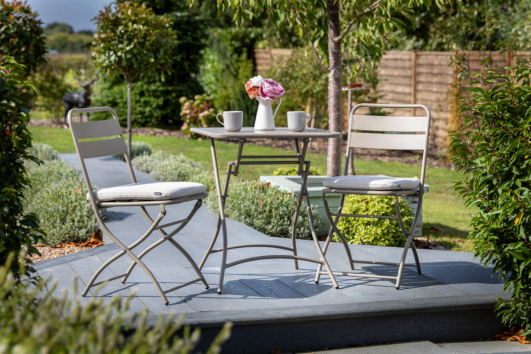 Hartman Urban Folding Bistro Set in Latte / Ivory