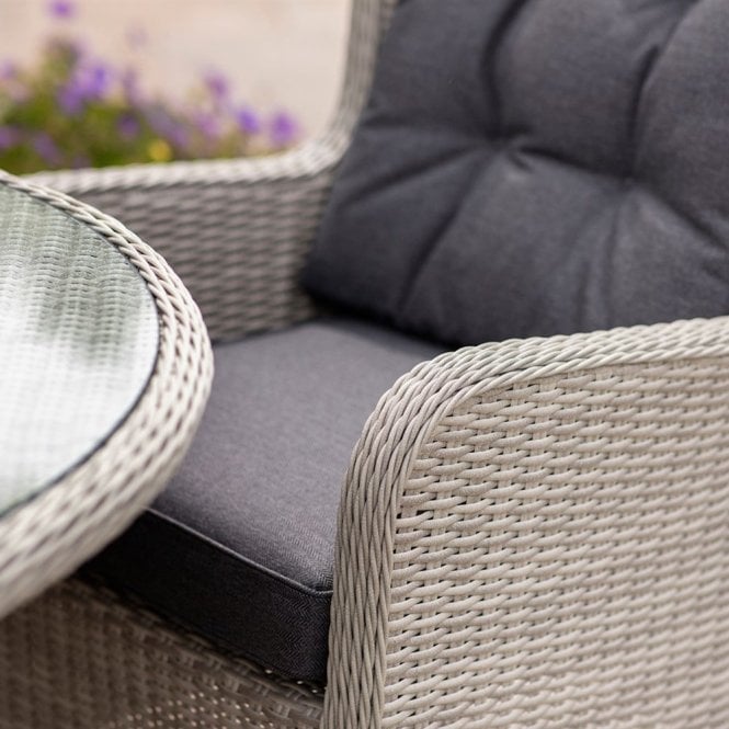 Bramblecrest - Chedworth Rattan 4 Seat Round Dining Set in Dove Grey with Parasol & Base