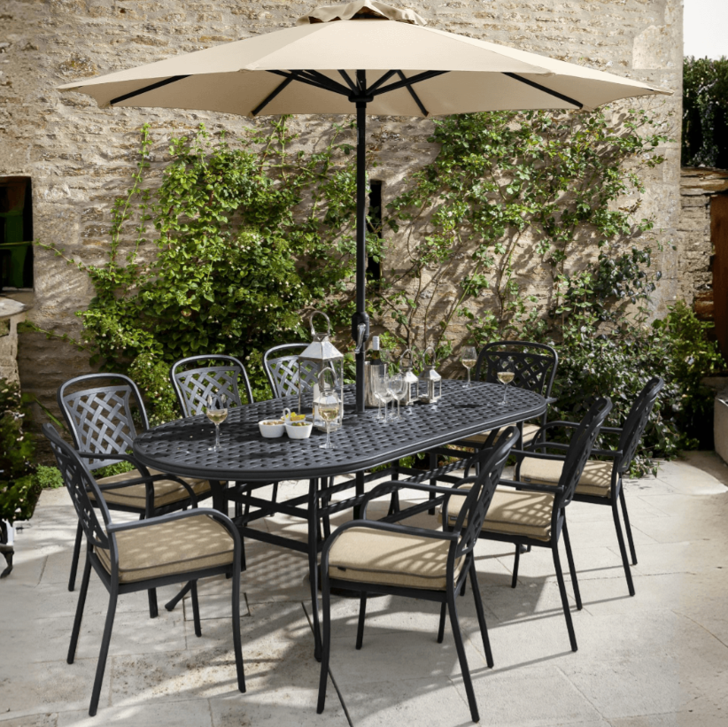 Hartman Berkeley 8 Seater Oval Set in Bronze