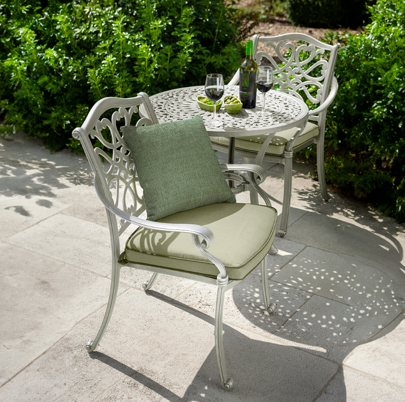 Hartman Capri Bistro Set in Maize