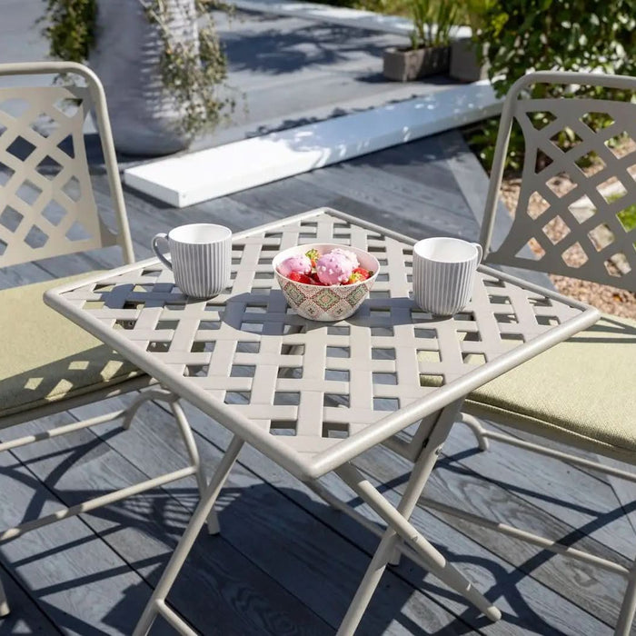 Hartman Berkeley Folding Bistro Set in Maize