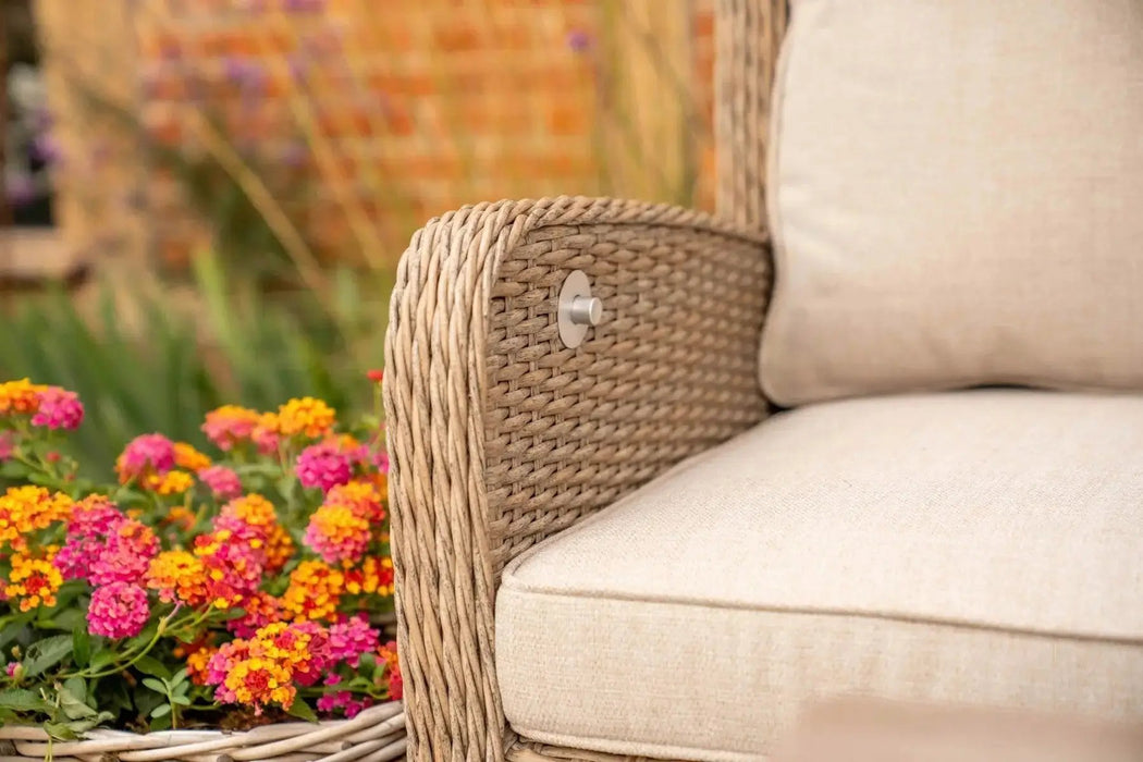 Derwent 7 Seat Right Hand Corner Reclining Set with Height Adjustable Table - close up of chair