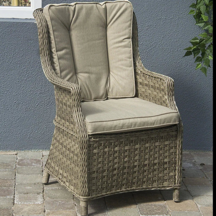 Hampton - 6 Seat Set with 135cm Round Table