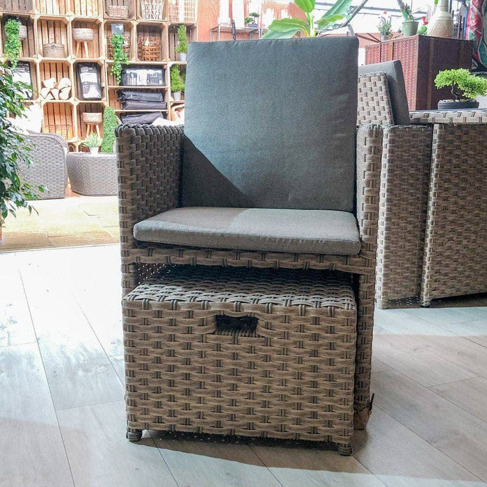 Alexander Rose Garden Furniture Alexander Rose Bespoke Grand 6 Seater Rattan Cube Set in Fawn